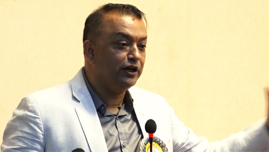 `यो राजाको शासन होइन, हुकुम चल्दैन, यो गणतन्त्र हो, यहाँ कानून चल्छ’-गगन थापा
